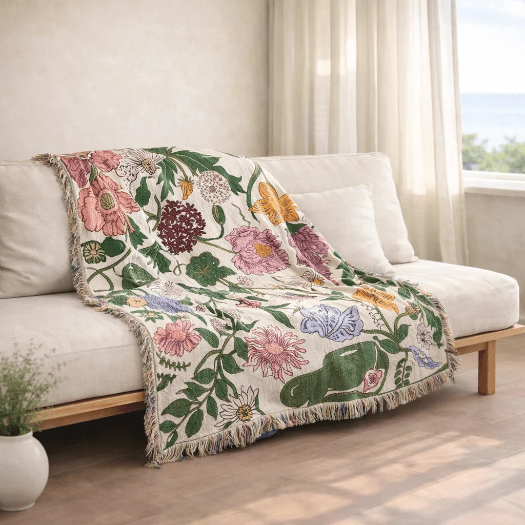 Boho Floral Picnic Blanket | Versatile Outdoor Rug with Stylish Tassels | Multifunctional Comfort for All Seasons 8