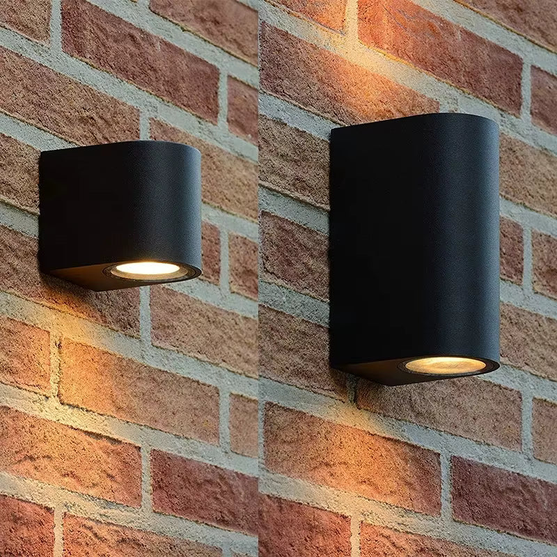 Low-Voltage LED Outdoor Wall Light