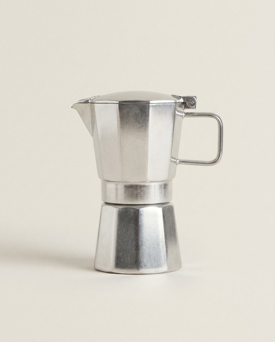 Classic Aluminium Moka Pot product photo on clean background