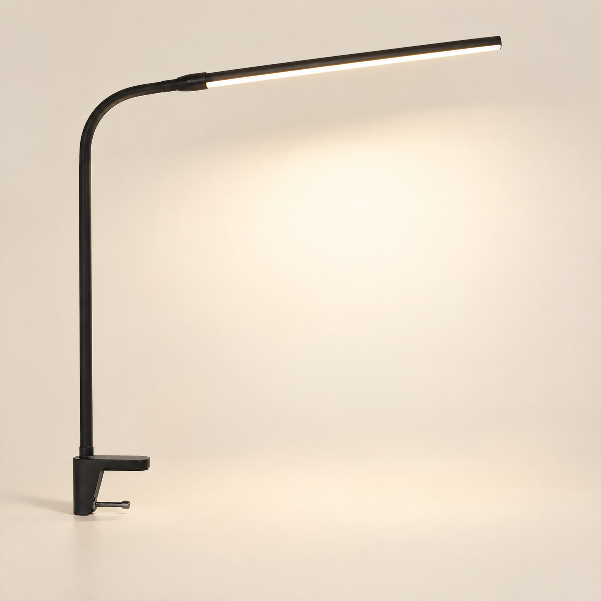 Black single-head clamp desk lamp