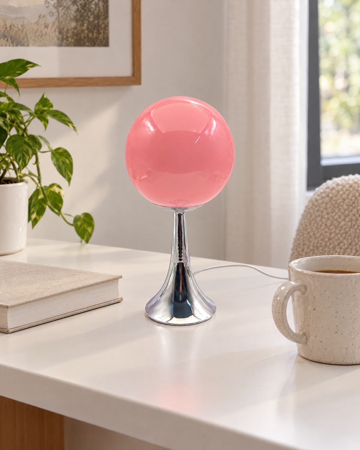 Glass Globe Table Lamp — close-up detail