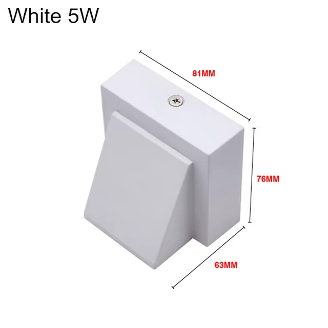 Low-Voltage LED Outdoor Wall Light