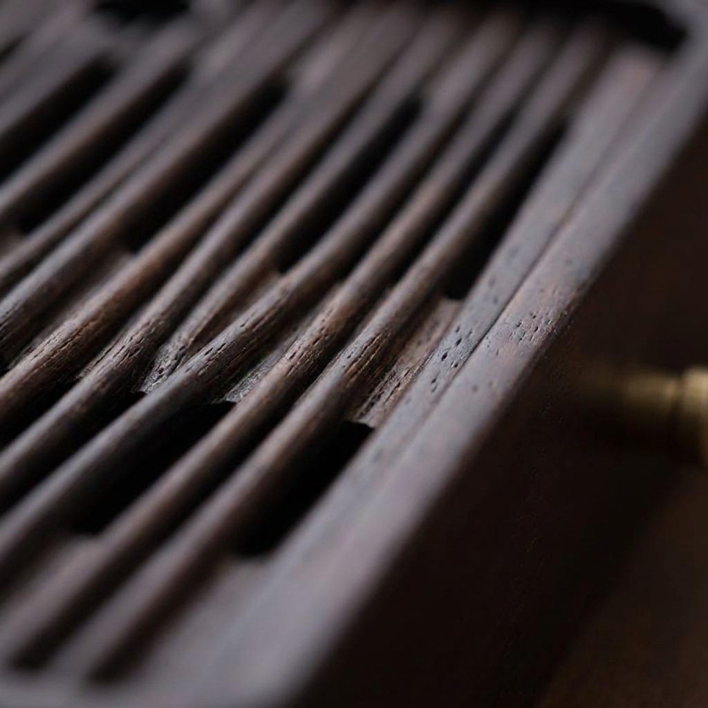 Close-up of the bamboo tea tray woodgrain and drain system